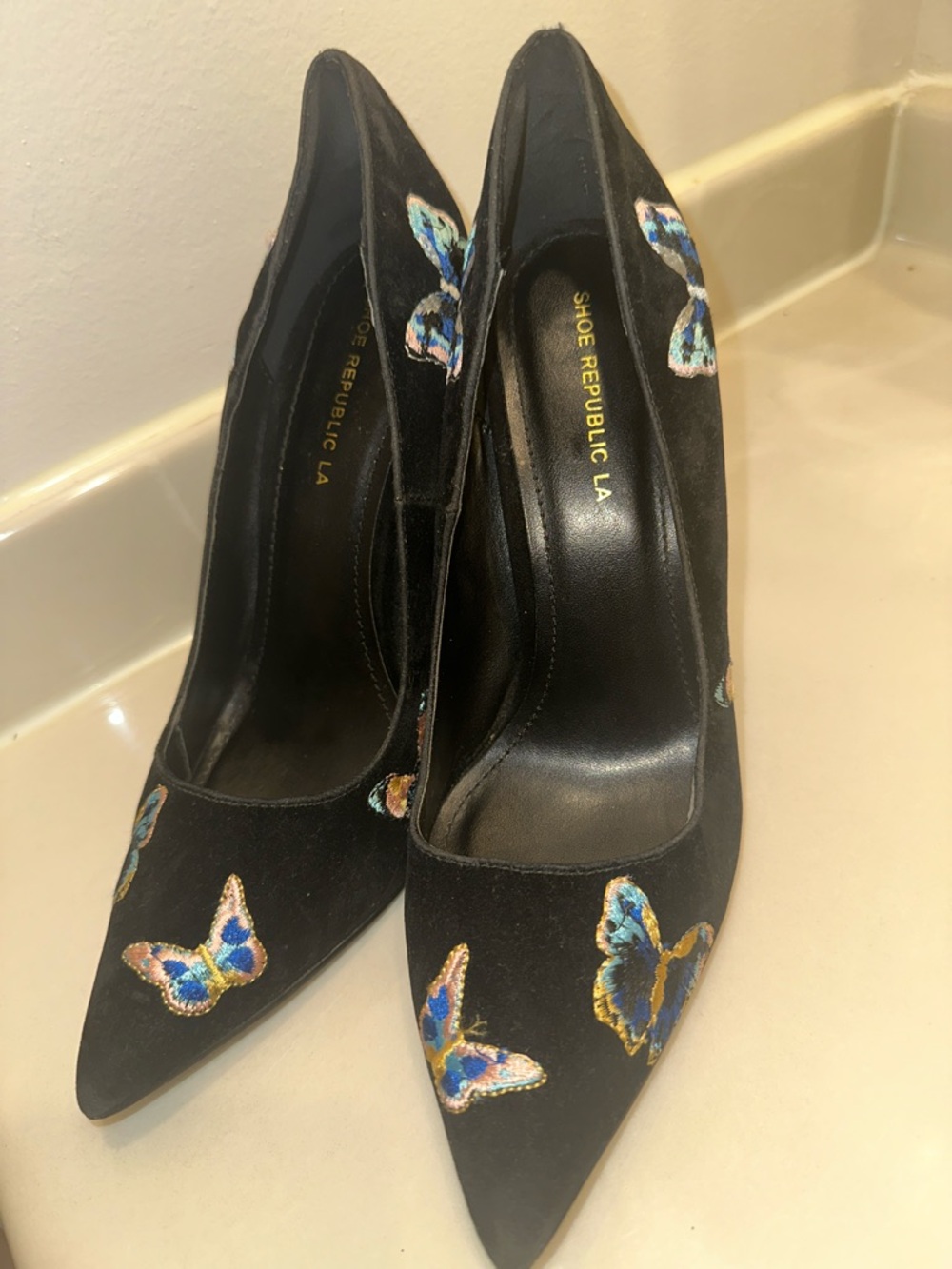 Shoe Republic LA Black Embroidered Butterfly Pointed-Toe Pumps